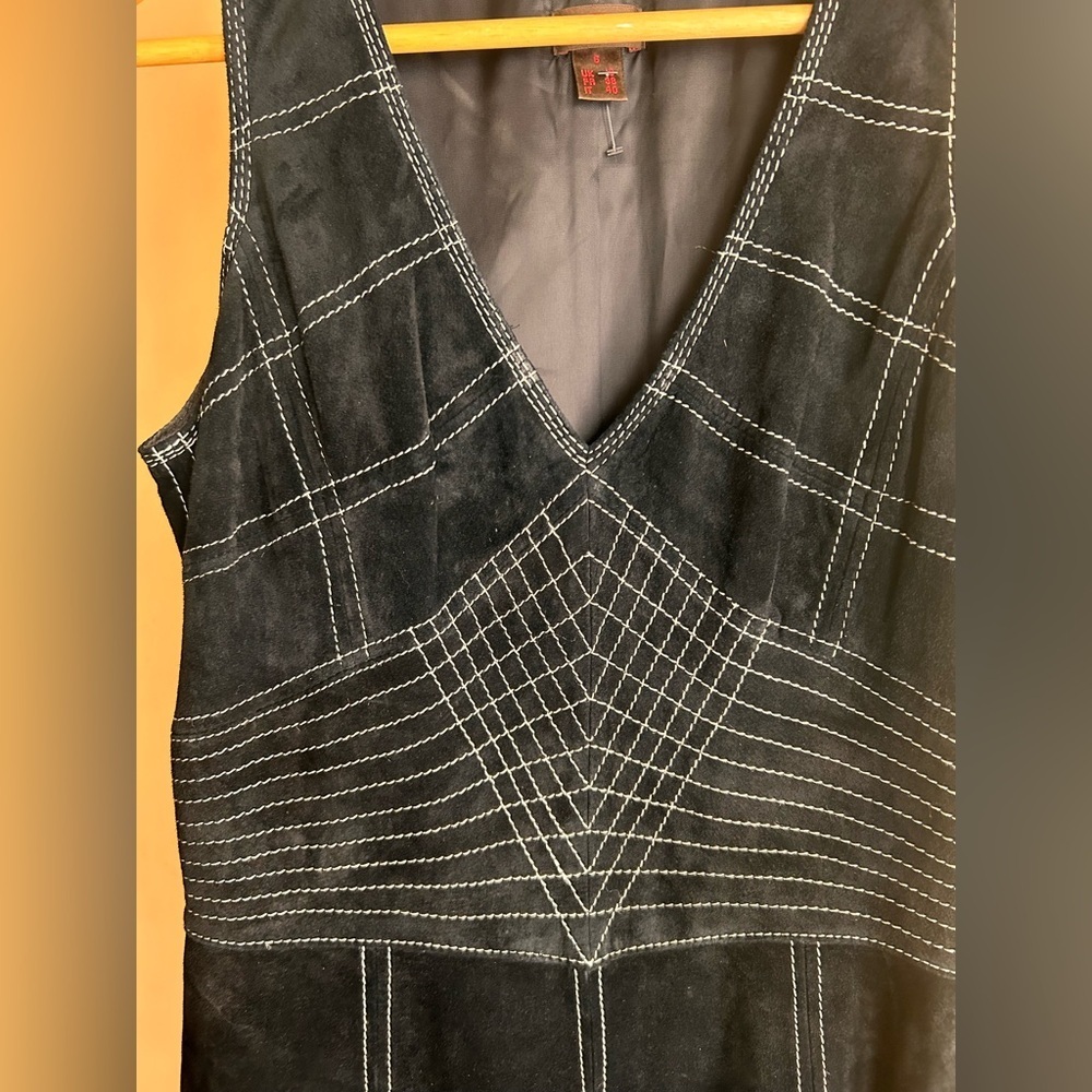 Danier suede dress - Picture 5 of 16